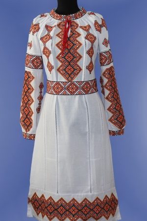 Жіночі вишиті плаття туніки
